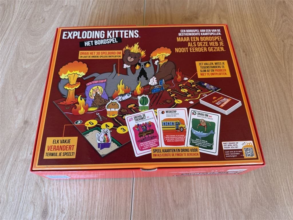 Exploding kittens het bordspel - S7220, Ophalen of Verzenden, Zo goed als nieuw