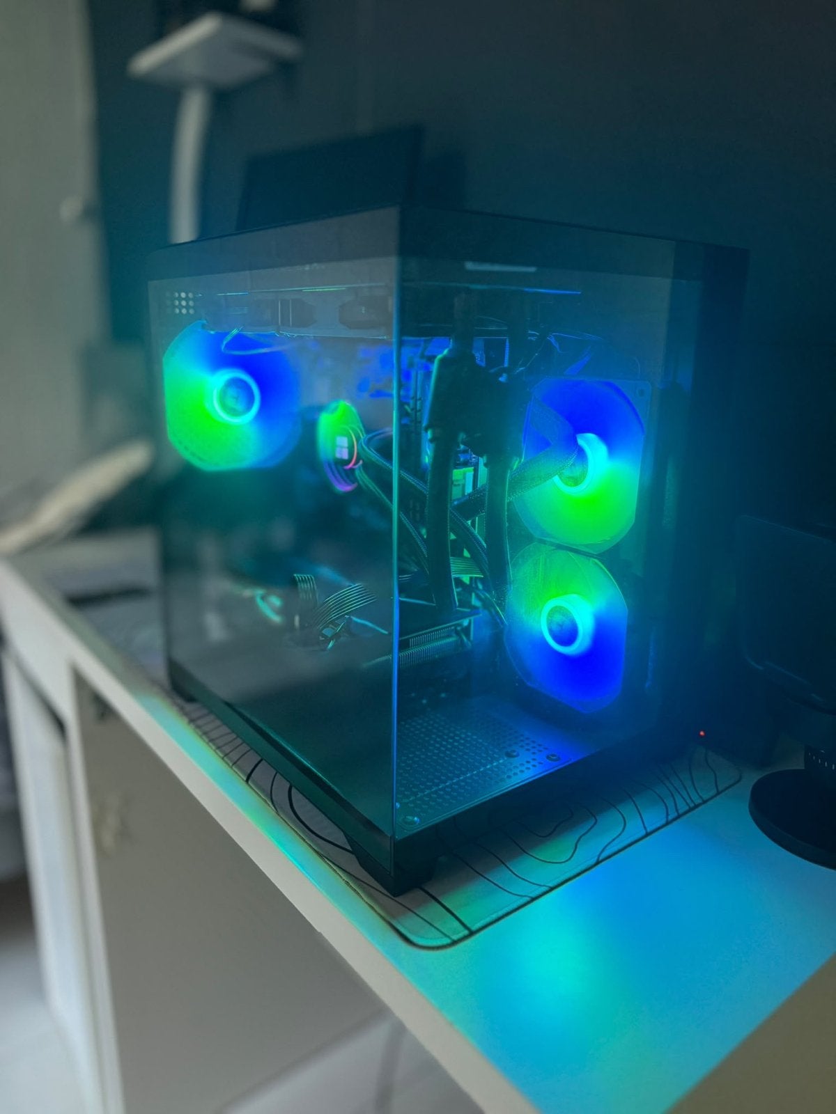 Gaming PC Ryzen 5 5500 RX 5700 16GB RAM 700GB SSD, Ophalen, Zo goed als nieuw, Gaming, SSD