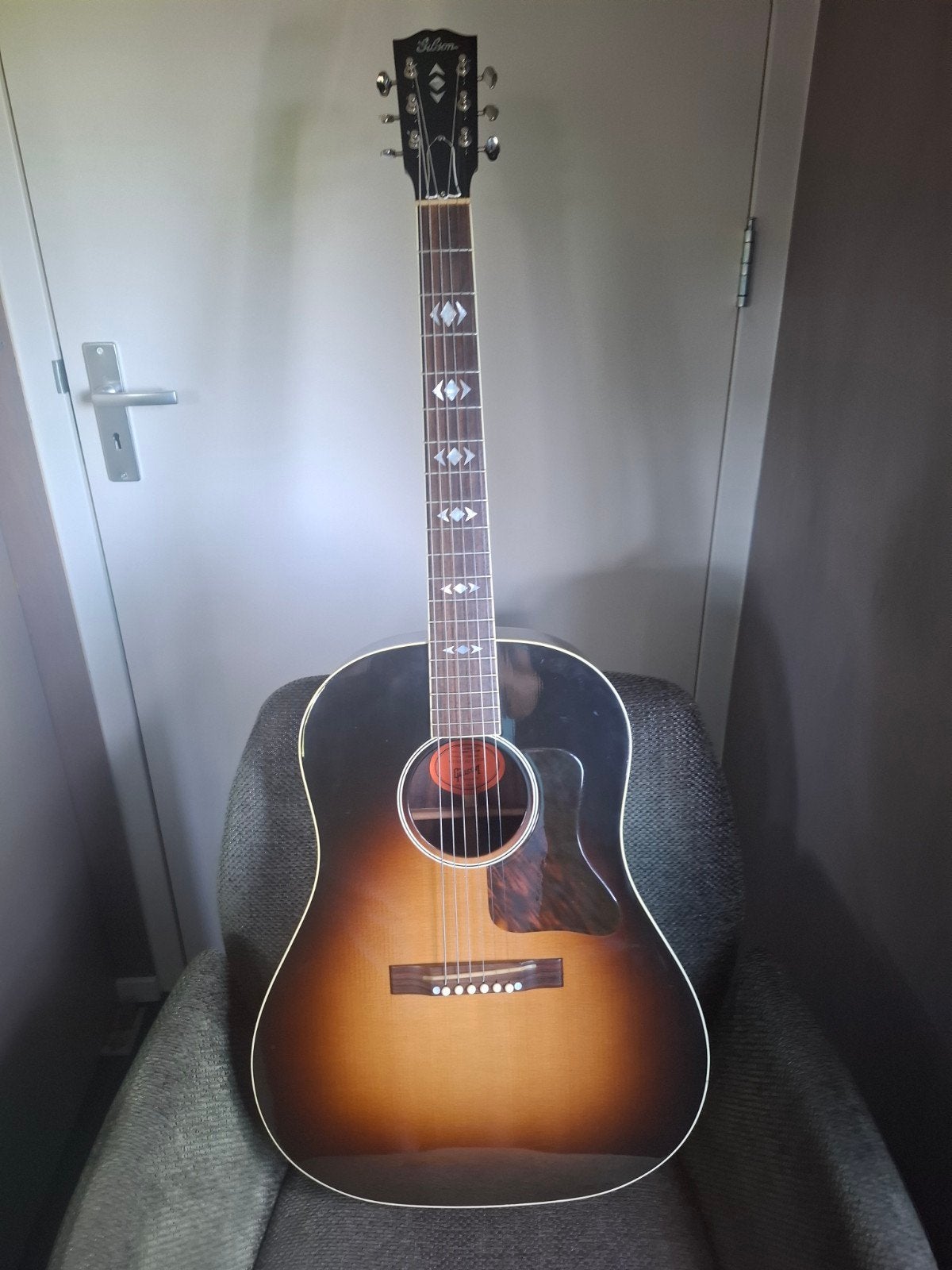 Gibson Advanced Jumbo, Wildwood New Vintage spec, Muziek en Instrumenten, Snaarinstrumenten | Gitaren | Akoestisch, Gebruikt, Western- of Steelstringgitaar