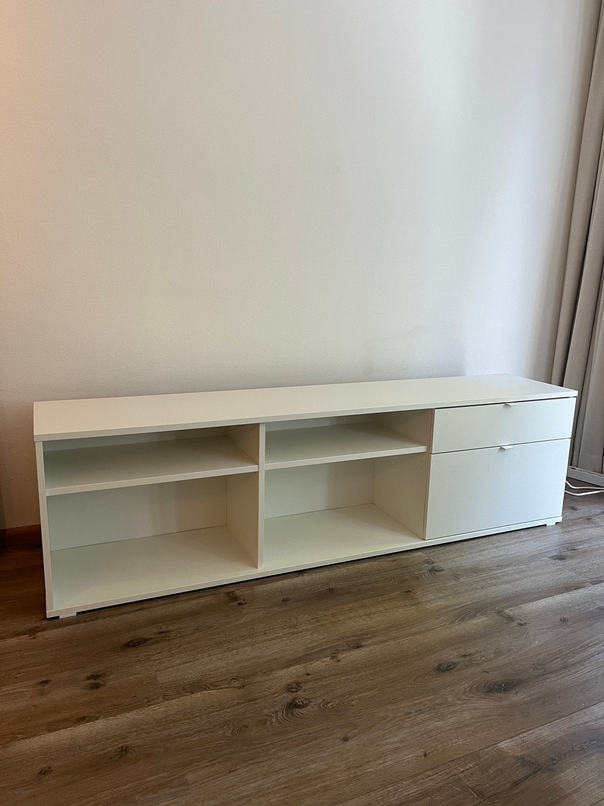 Ikea Vihals TV unit, Ophalen, Kunststof, 150 tot 200 cm, Zo goed als nieuw