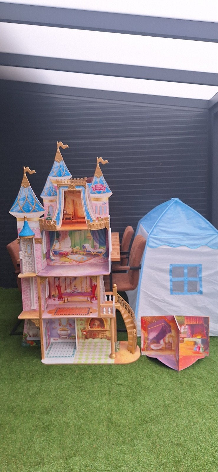barbie kasteel disney prinsessen, Kinderen en Baby's, Ophalen, Gebruikt, Toebehoren