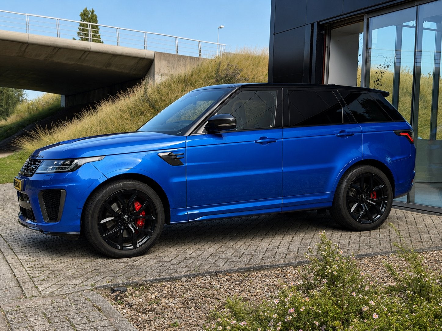 Land Rover Range Rover (sport) 5.0 V8 Supercharged 575pk, Auto's, Automaat, Blauw, 3000 kg, Leder