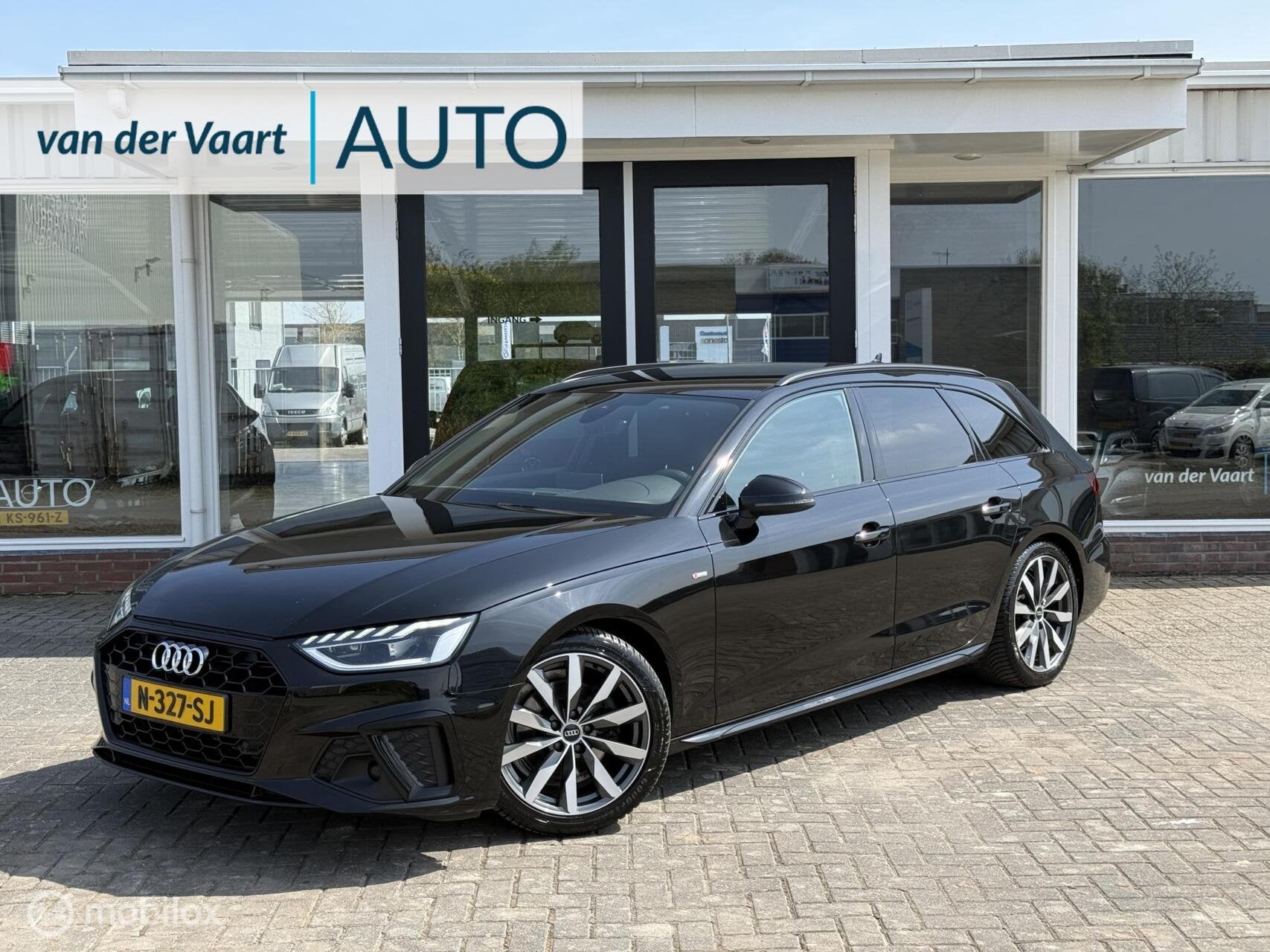 Audi A4 Avant 35 TFSI S edition Competition / 3x S LINE / LE, Gebruikt, Euro 6, A4, Zwart