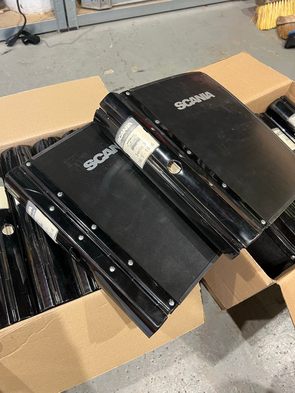 Scania Werkplaatshandboeken Serie 3 (Complete Set), Boeken, Auto's | Boeken, Ophalen of Verzenden, Gelezen