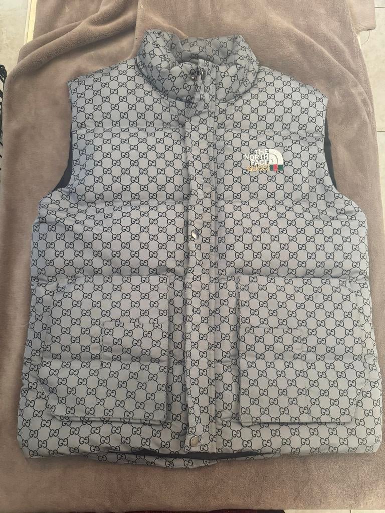 Prachtige heren bodywarmer XL/XXL, zo goed als nieuw, Kleding | Heren, Bodywarmers, Ophalen of Verzenden, Zo goed als nieuw, Maat 56/58 (XL)