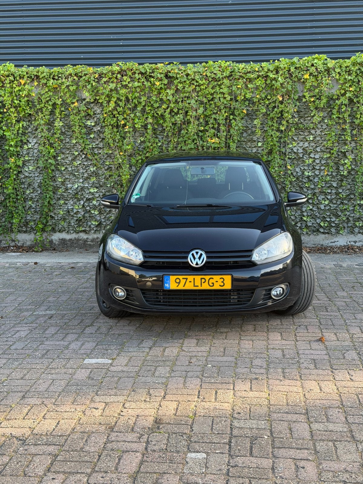 Volkswagen Golf 1.2 TSI 77KW DSG 2010 Zwart, Auto's, Volkswagen, 4 cilinders, Zwart, Origineel Nederlands, 630 kg