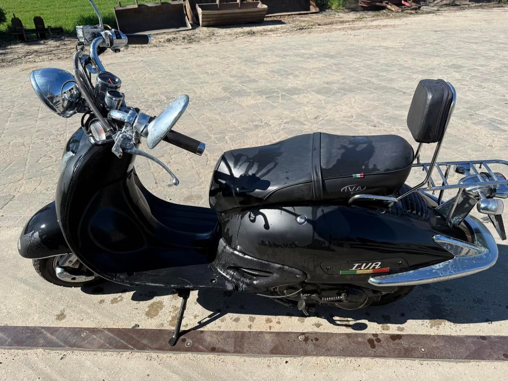 IVA Scooter blauw teken - heeft wat liefde nodig, start niet, Gebruikt, Benzine, Ophalen, Overige merken