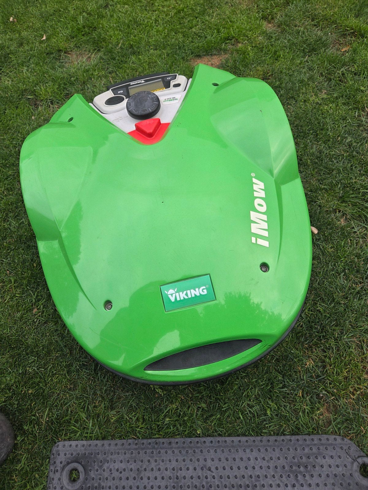 Diverse merken goede robotmaaiers met laadstation en adapter, Ophalen of Verzenden, Gebruikt