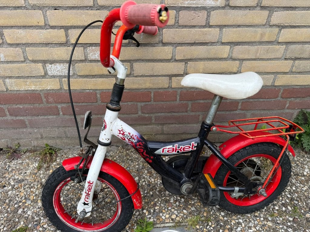 Roodwitte kinderfiets 12 inch, Fietsen en Brommers, Ophalen, Terugtraprem, Gebruikt, Raket