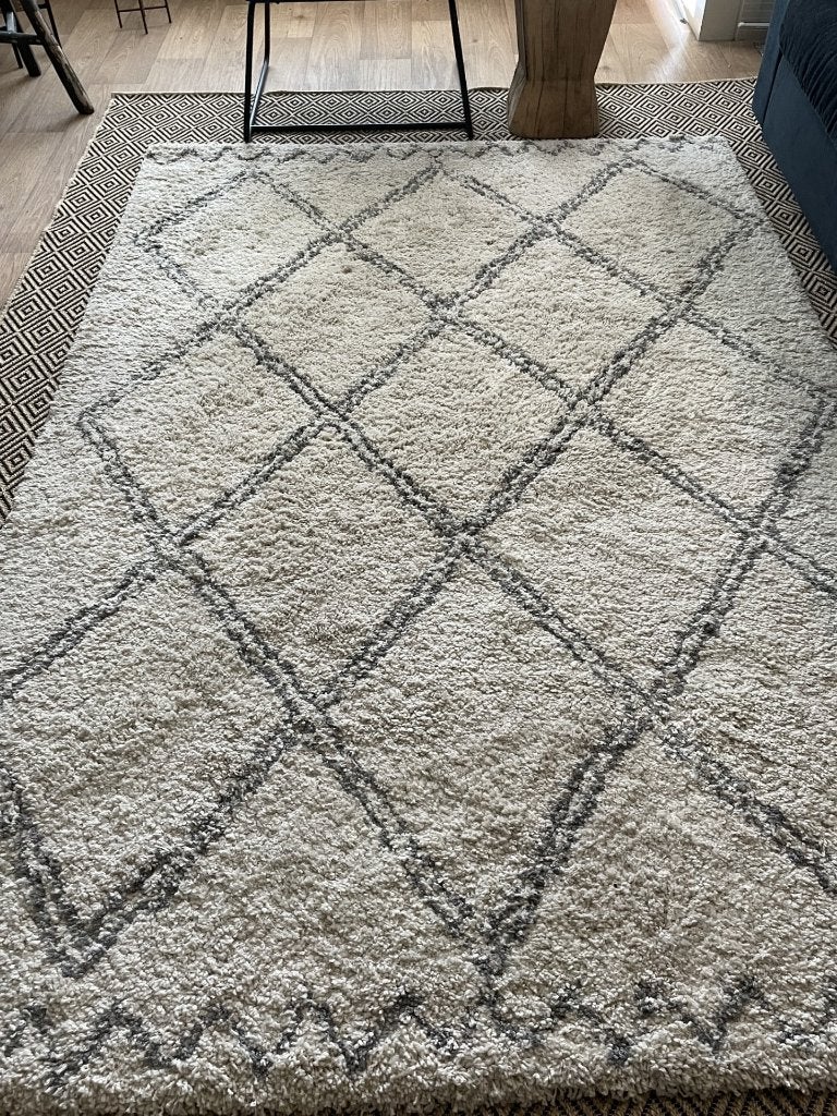 Vloerkleed creme met grijze ruit, Ophalen, Gebruikt, 150 tot 200 cm, 200 cm of meer