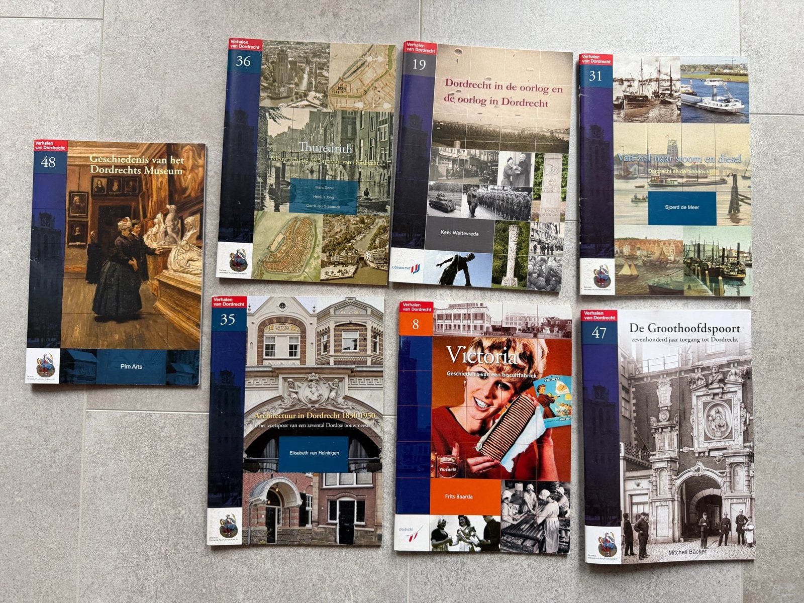 NIEUW! - Verhalen van Dordrecht -  7 ongelezen boeken, Boeken, Ophalen of Verzenden, Nieuw