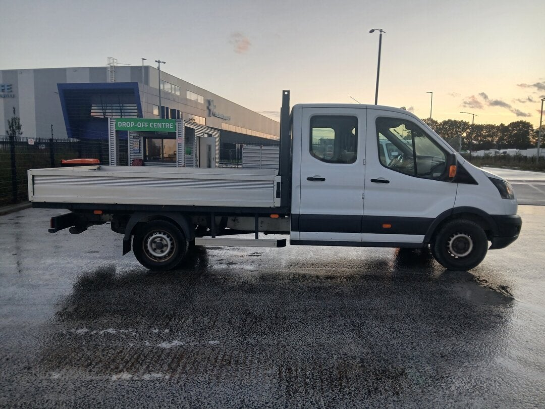 Ford Transit Dubbele Cabine Open Bak 130pk, Auto's, 2423 kg, Euro 6, 4 cilinders, 2000 kg