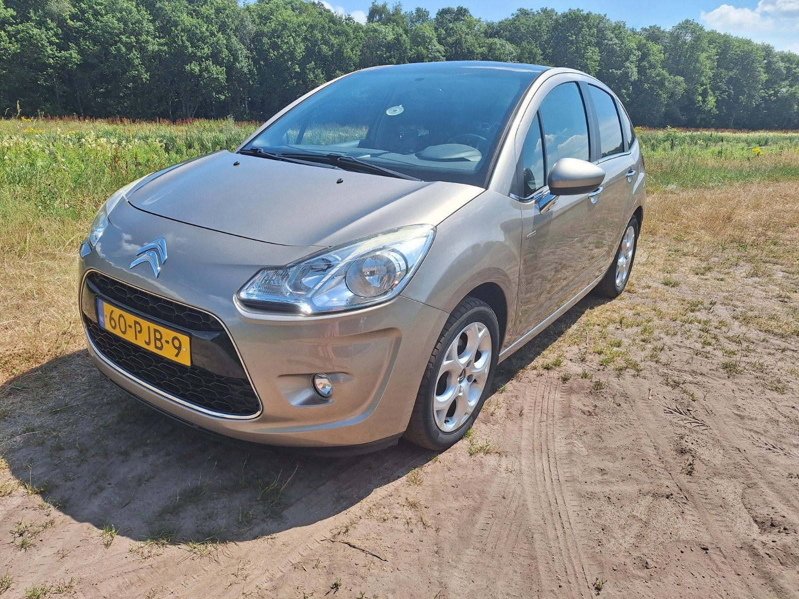 Citroën C3 1.6 VTI 88KW 2011 Beige 106.XXXkm, Auto's, Voorwielaandrijving, Stof, 40 €/maand, Zwart