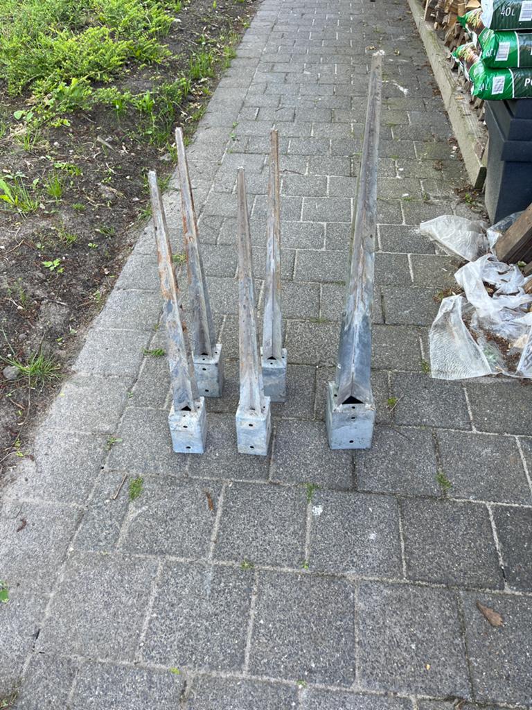 Paalhouders - 5x 7x7 cm en 1 grotere, Tuin en Terras, Ophalen of Verzenden, Gebruikt, Minder dan 180 cm, Palen