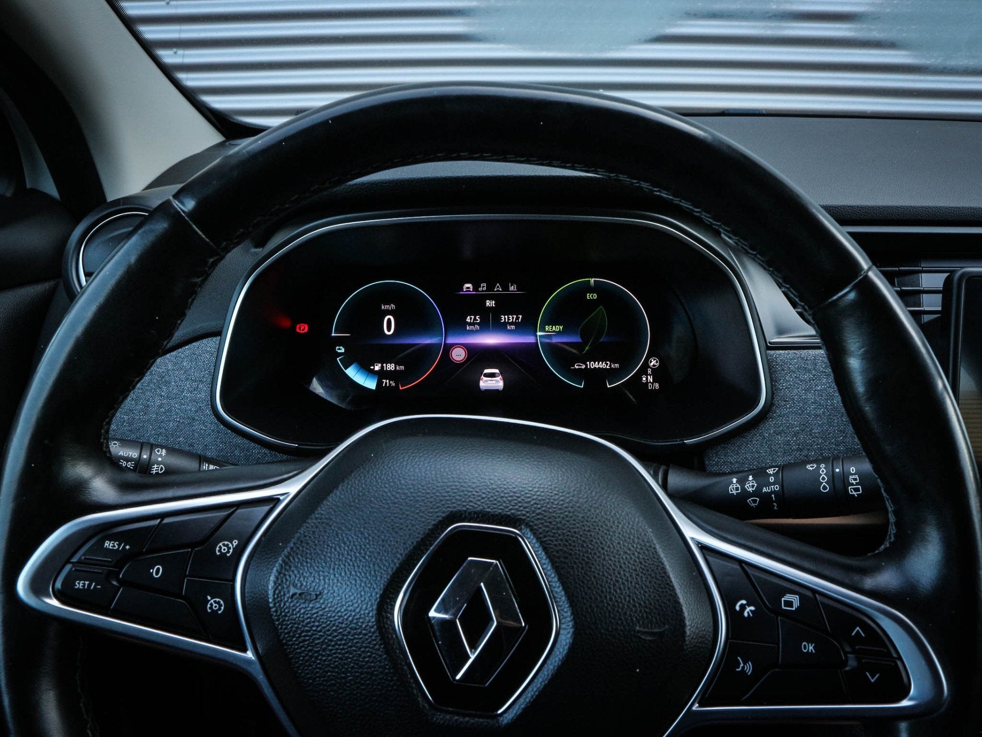 Renault ZOE R135 Intens 52 kWh Clima | Cruise | Navi | Half, Auto's, 136 pk, Gebruikt, Zwart, Automatische klimaatregeling