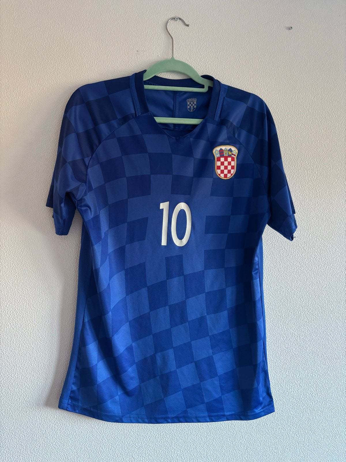 Origineel Kroatië Modric #10 voetbalshirt maat M, Ophalen of Verzenden, Gebruikt, Shirt