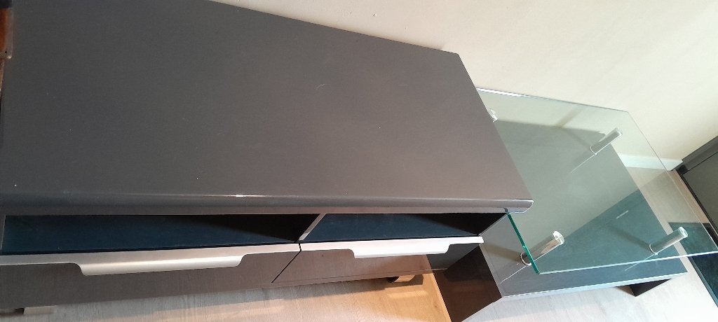 T.v.meubel + salontafel., Ophalen, Gebruikt, 100 tot 150 cm, 50 tot 75 cm