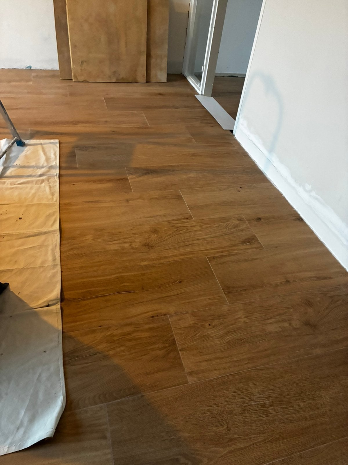 10 pakken tegels 3 stuks per pak 30x120 cm plus reststukken, Ophalen, 60 cm of meer, Keramiek, Nieuw