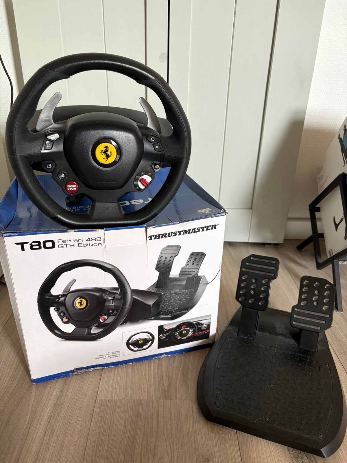 Thrustmaster T80 Ferrari 488 GTB Editie stuur, Spelcomputers en Games, Ophalen of Verzenden, Zo goed als nieuw, Stuur of Pedalen
