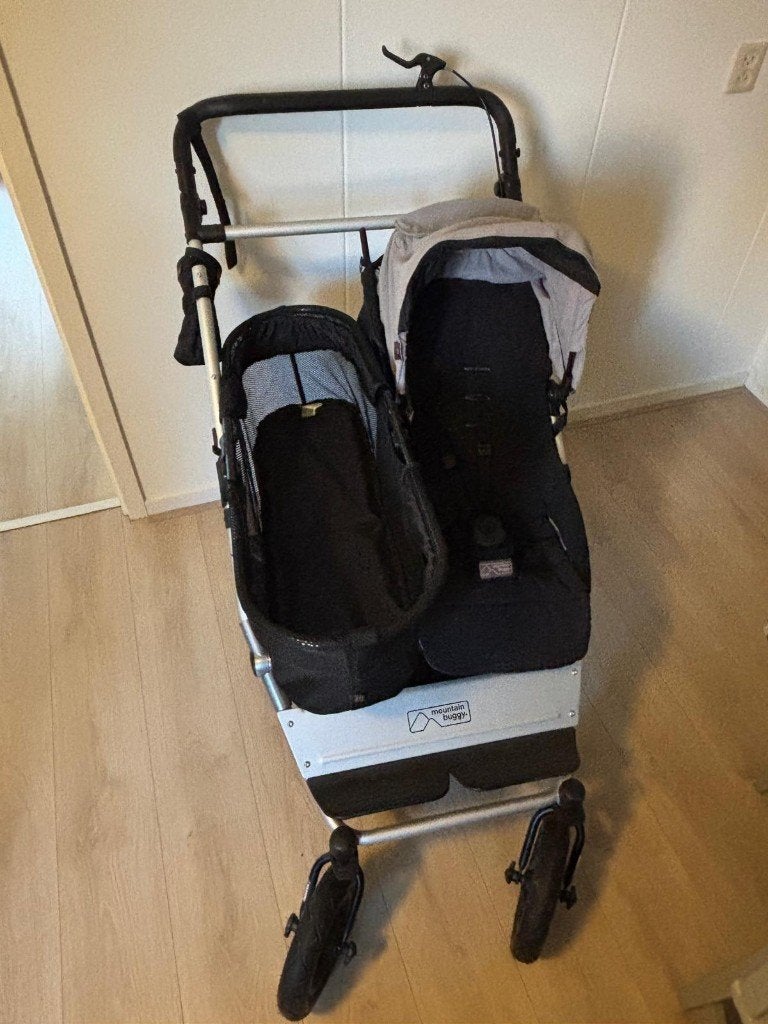 Mountain Buggy Duet met veel toebehoren, Zo goed als nieuw, Duowagen, Combiwagen, Ophalen