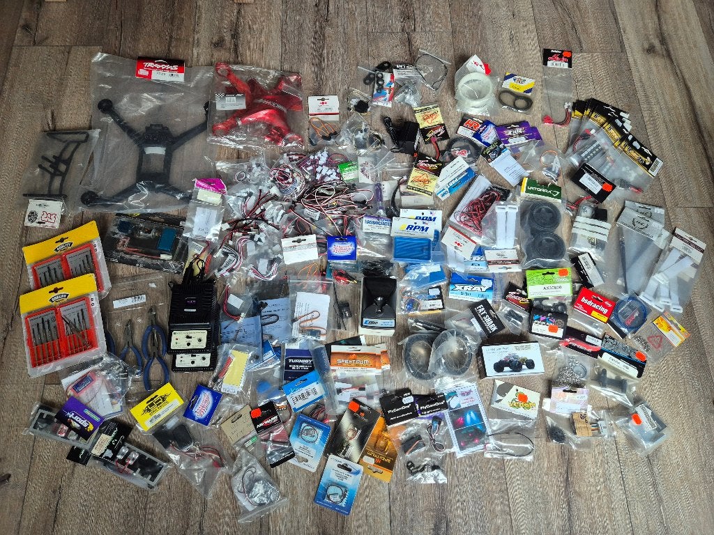 RC hobby Zolder opruiming nieuwe spullen (1), Ophalen, Nieuw