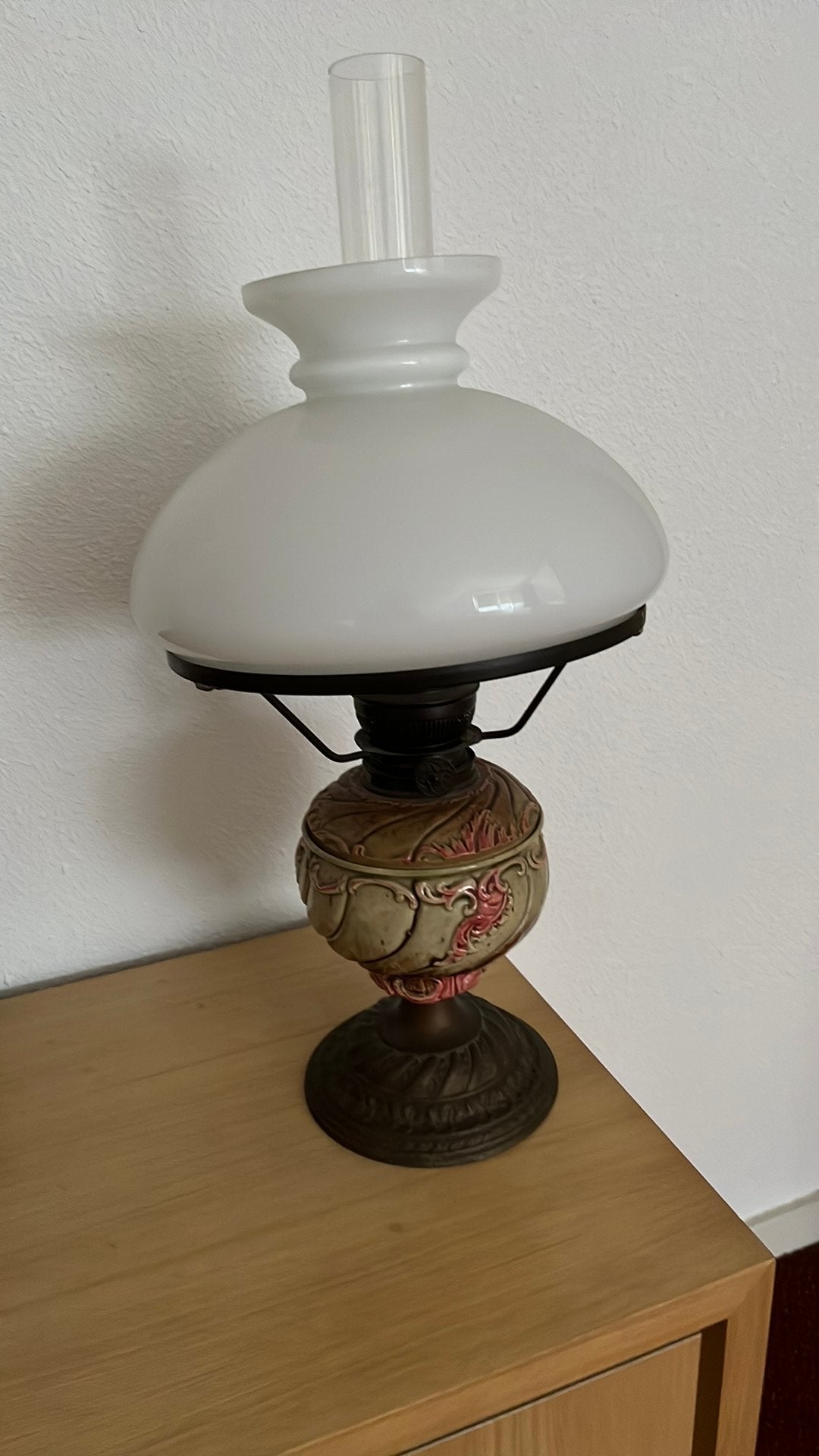 Pertoleum lamp Antiek., Antiek en Kunst, Antiek | Lampen, Ophalen
