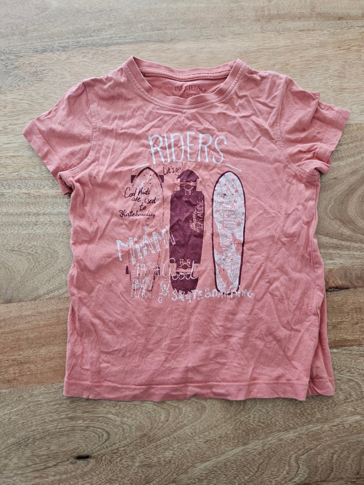 Roze T-shirt met skateboard print - Maat 110, Gebruikt, Ophalen of Verzenden, Shirt of Longsleeve, IN EXTENSO