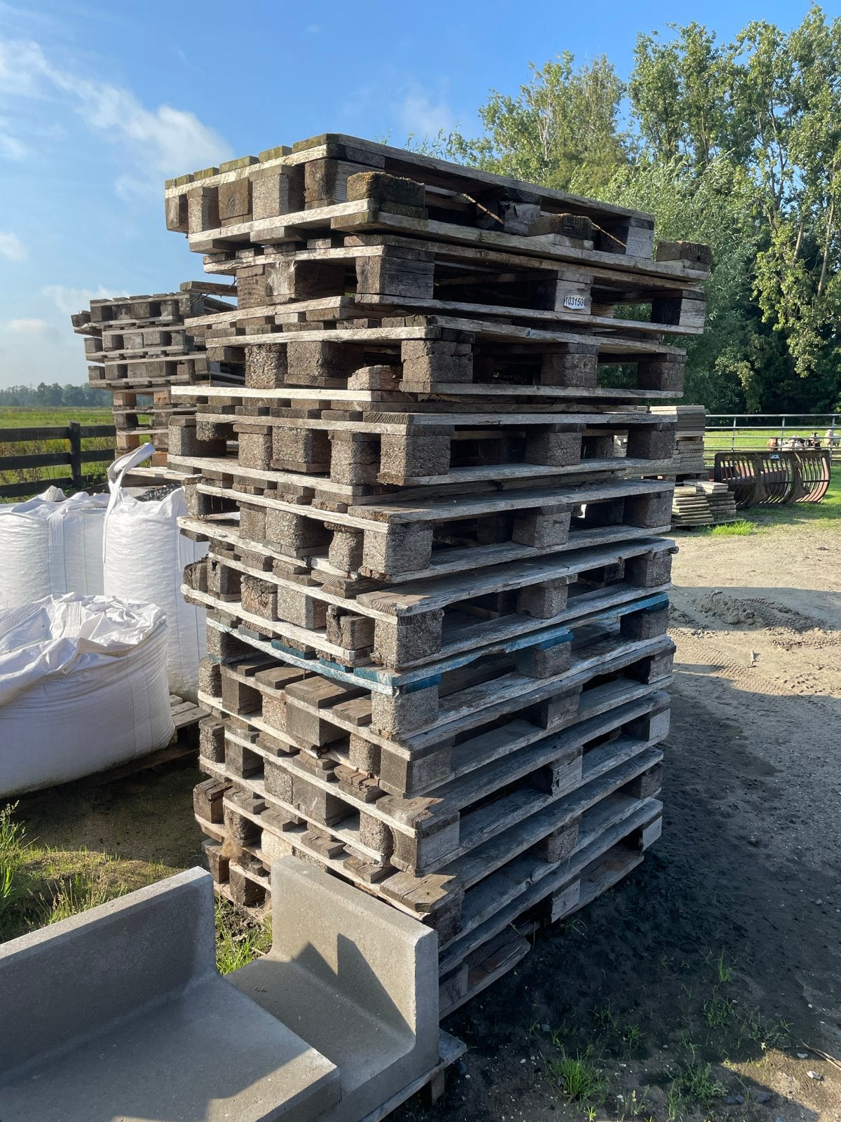 40 europallets, Ophalen, Gebruikt, 50 mm of meer, Pallet