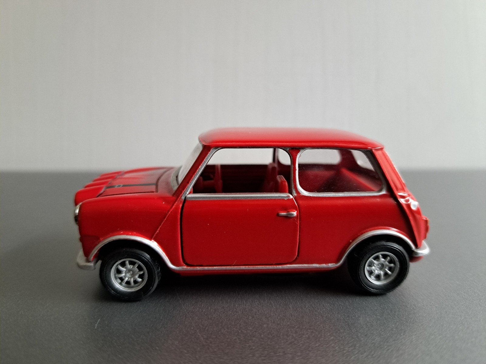 Mini uit de film de Italian Job van Corgi in 1:36, nieuw, Ophalen of Verzenden, Nieuw, Auto