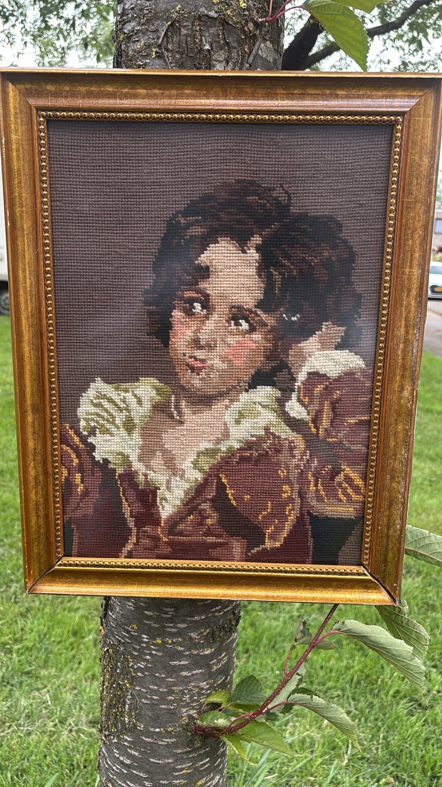Vintage Geborduurd Schilderij Jongen in Gouden Lijst, Ophalen of Verzenden