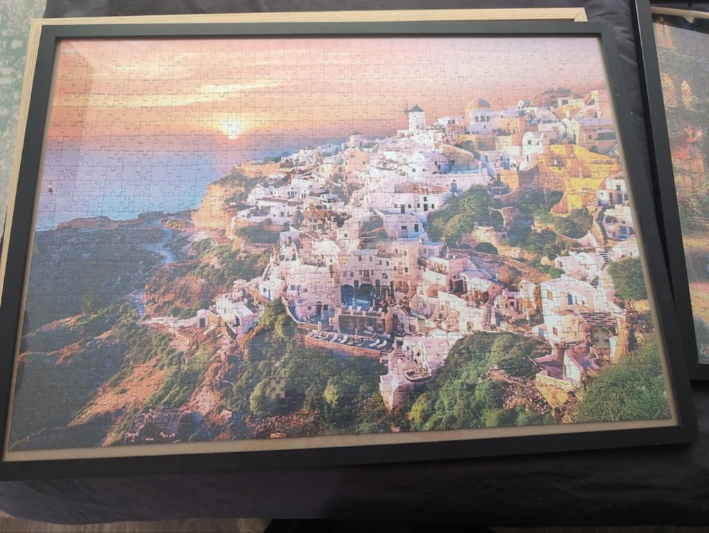 Ingelijste legpuzzel van een Italiaans dorp aan de kust, Ophalen, Meer dan 1500 stukjes, Gebruikt, Legpuzzel