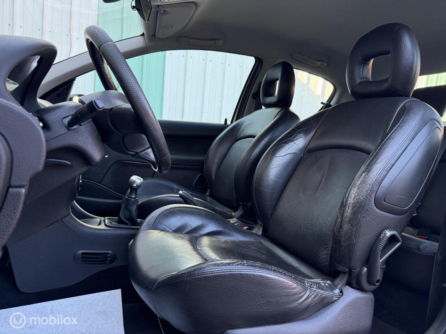 Peugeot 206 2.0-16V GTI | Leer | Alcantara | Climate, Auto's, 1025 kg, 136 pk, 40 €/maand, 4 cilinders