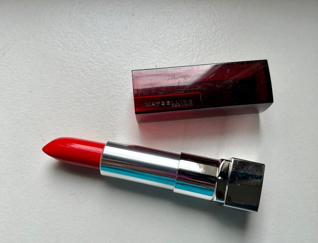 Maybelline Lipsticks., Nieuw, Ophalen of Verzenden, Make-up, Overige kleuren