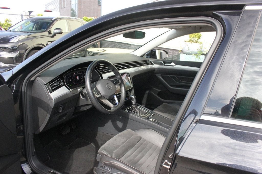 Volkswagen Passat Variant 1.4 TSI PHEV GTE Business | Trekha, Auto's, Volkswagen, Gebruikt, 4 cilinders, Zwart, 1600 kg