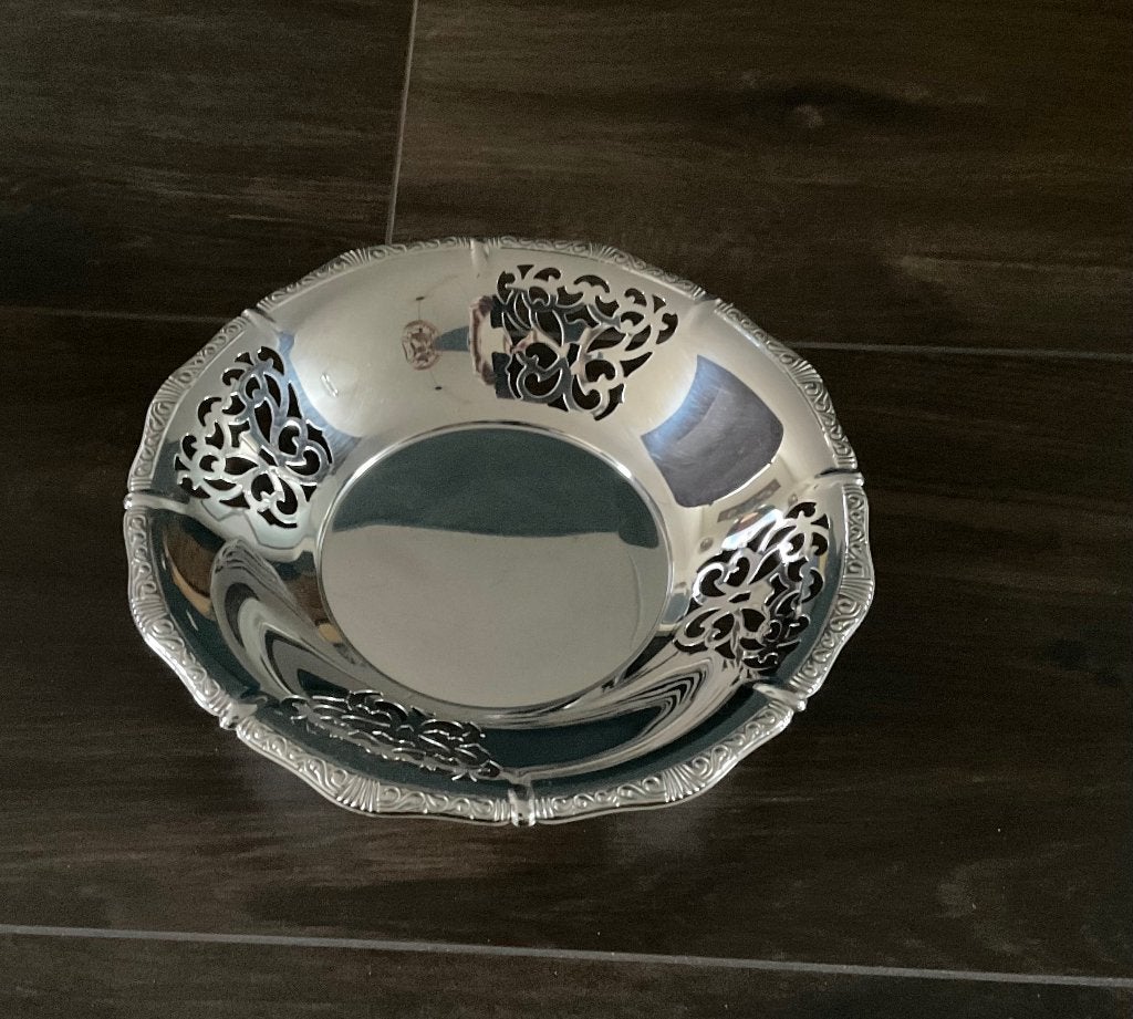 Alessi fruitschaal zilverkleurig art deco stijl bolpootjes, Op voet, Schaal, Rond, Ophalen of Verzenden