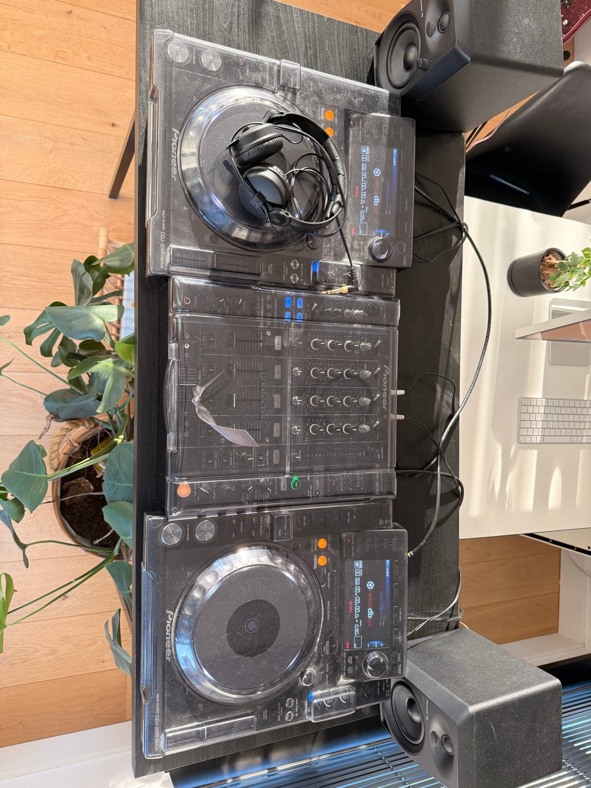 Pioneer DJ-set: 2x CDJ-2000 Nexus, DJM-800, DM-40 speakers, Muziek en Instrumenten, Dj-sets en Draaitafels, Ophalen, Gebruikt