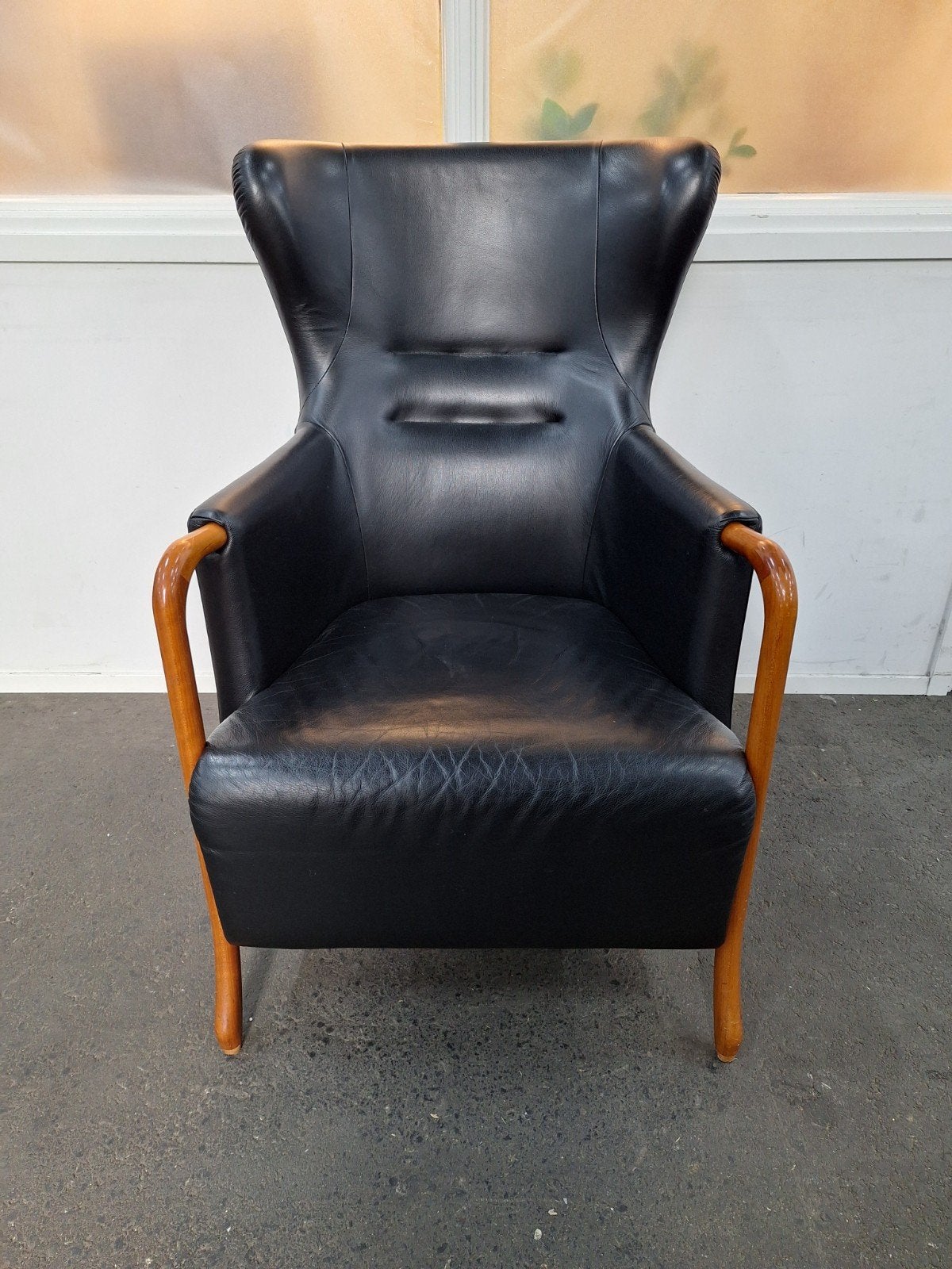 Stouby 'Claudia' Highback Lounge Fauteuil - Zwart Leer, Ophalen, Gebruikt, Zwart, Scandinavisch, Mid-century, Modern