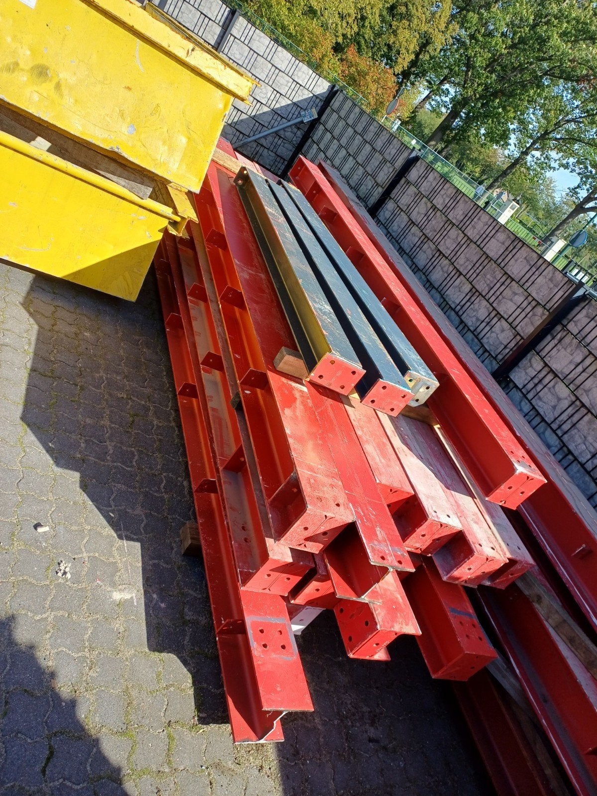 stalen balken Hea 180, Ophalen