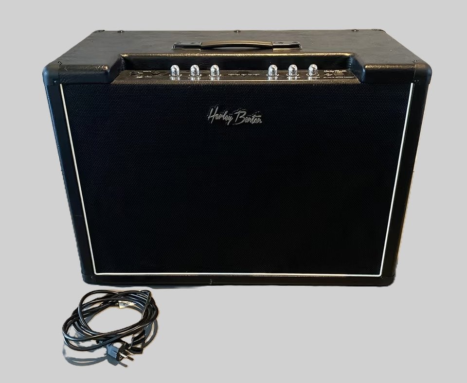 Te koop:Harley Benton G212A-FR stereo FRFR, Muziek en Instrumenten, Versterkers | Bas en Gitaar, Ophalen, Zo goed als nieuw, 100 watt of meer
