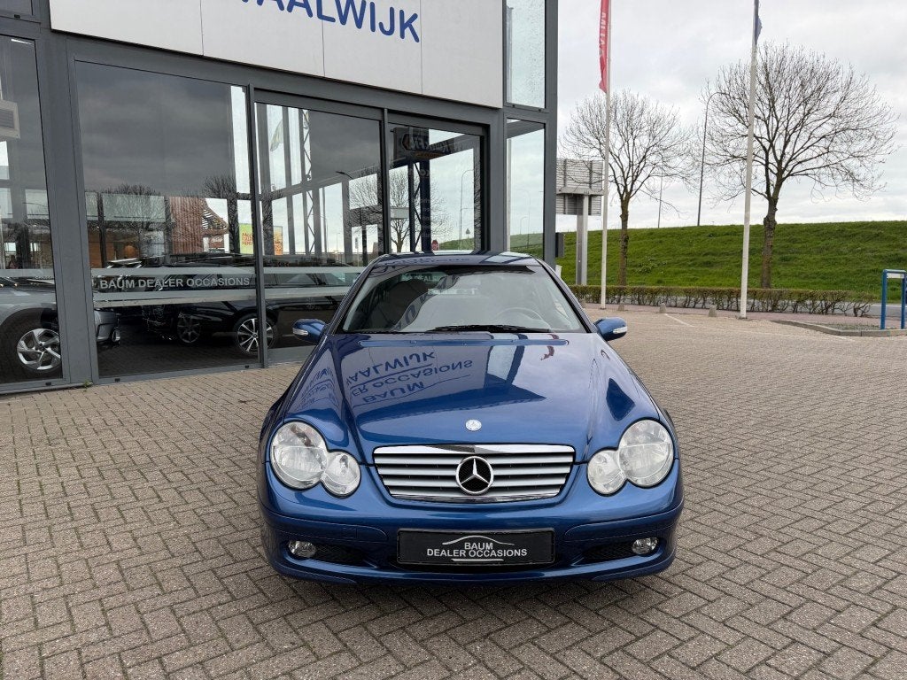 Mercedes-benz C-KLASSE C180 KOMPRESSOR AIRCO CRUISE CONTROL, Auto's, Mercedes-Benz, Automaat, Gebruikt, 1796 cc, Origineel Nederlands