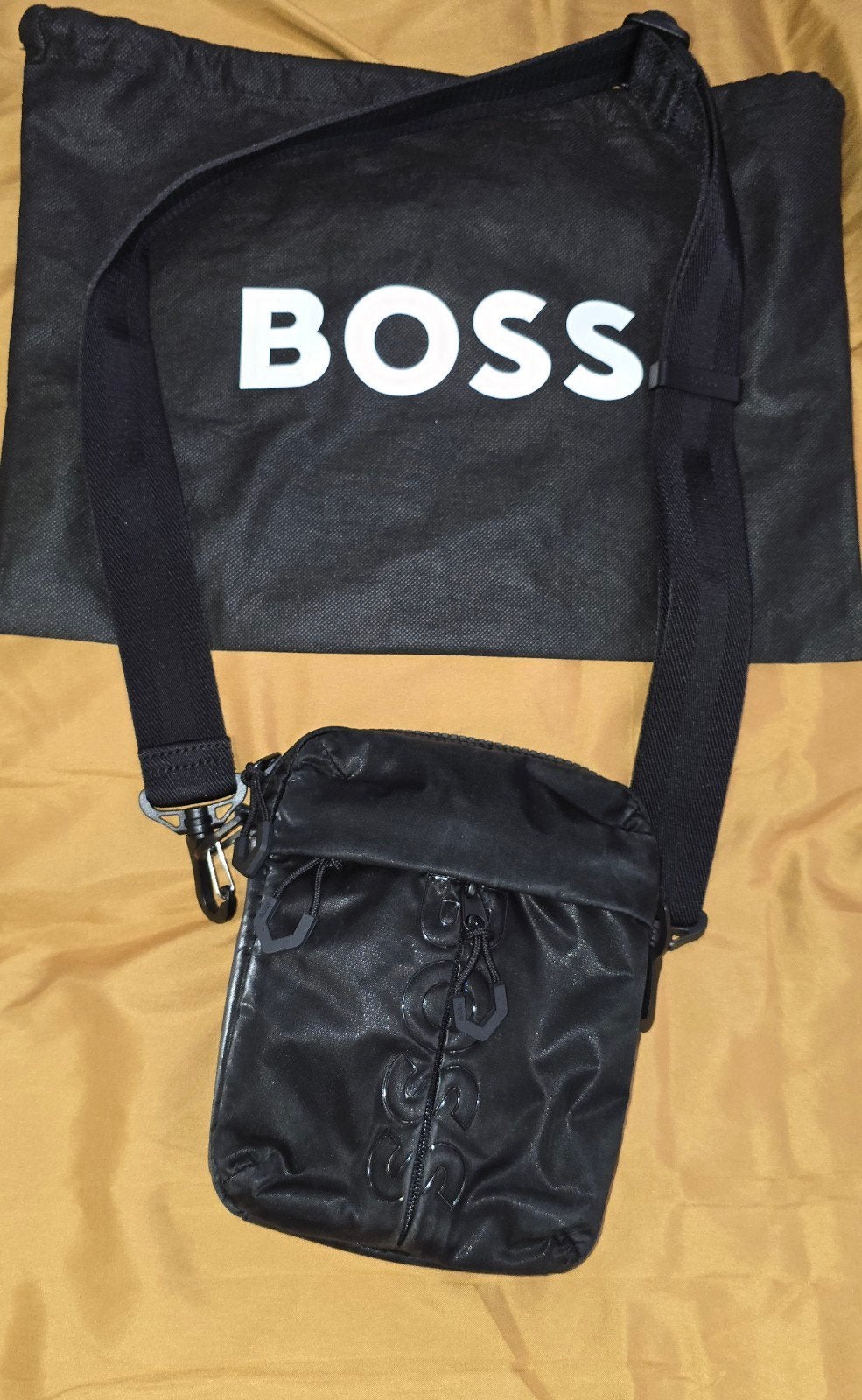 BOSS SCHOUDERTAS BLACK ON BLACK OSFA, Ophalen of Verzenden, Zo goed als nieuw, Zwart