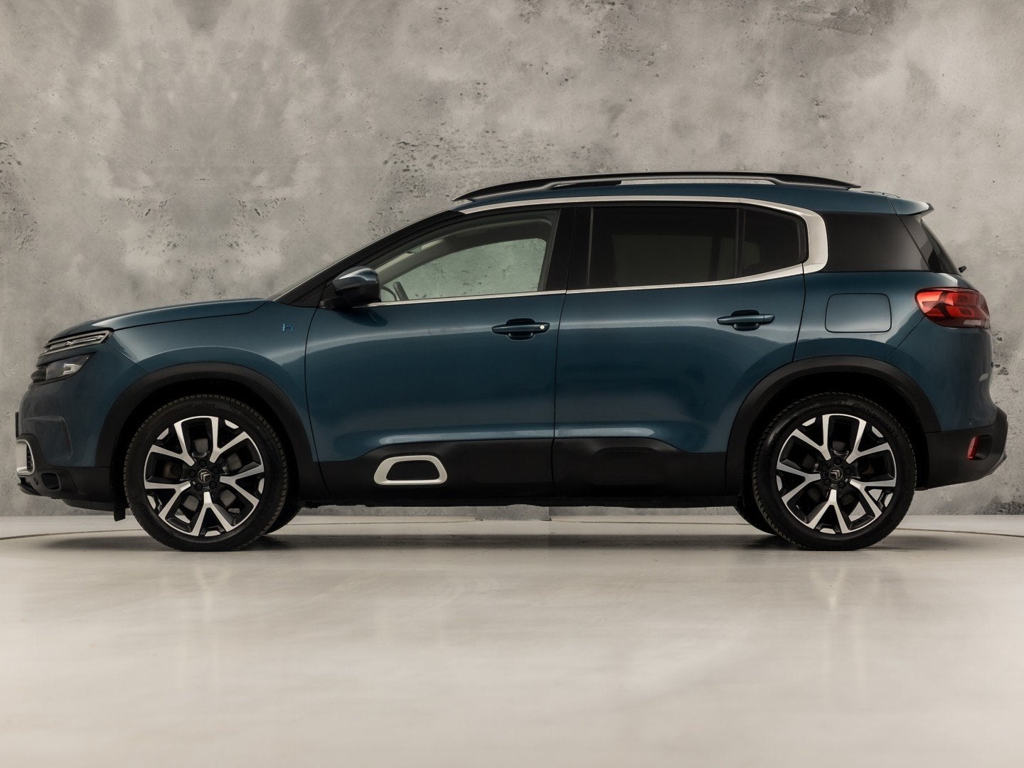 Citroën C5 Aircross 1.6 Plug-in Hybrid 225 Deluxe 225Pk Aut, Auto's, Citroën, 12 maanden, Gebruikt, 4 cilinders, C5 Aircross
