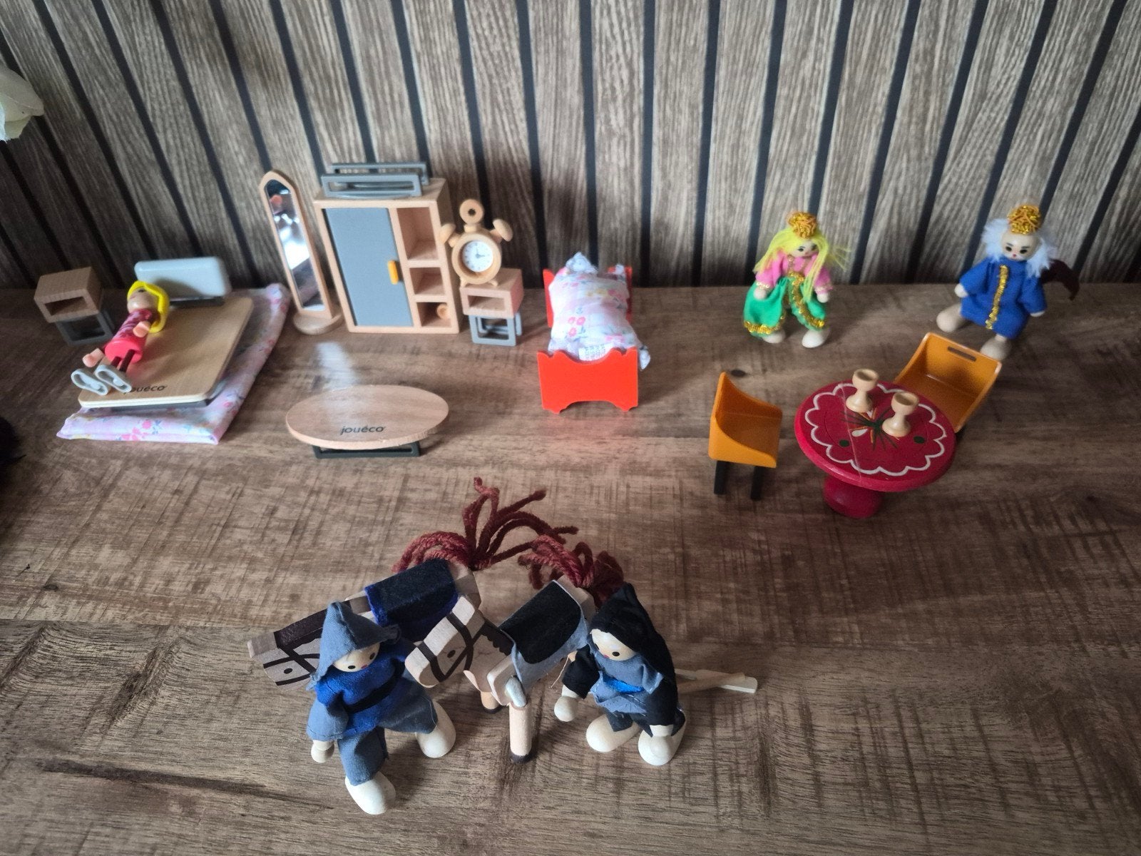 houten poppenhuis spulletjesVaste prijs€17,50, Verzenden, Nieuw, Poppenhuis