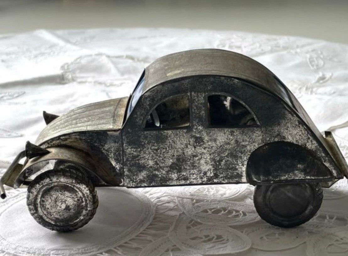 Vintage metalen modelauto en truck decoratie, Hobby en Vrije tijd, Modelbouw | Auto's en Voertuigen, Gebruikt, Auto, Groter dan 1:32