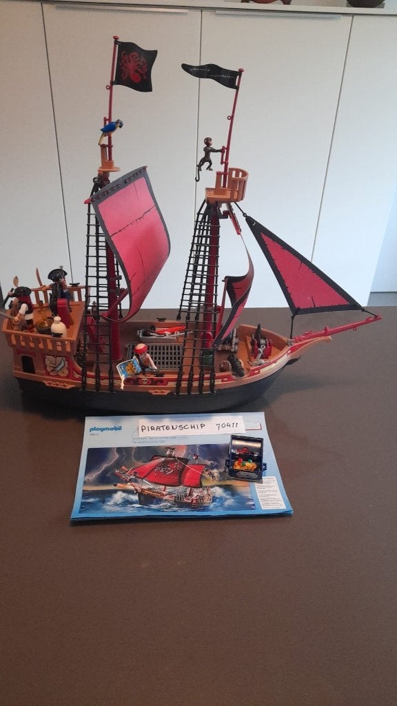 Playmobil Piratenschip 70411 - Zo goed als nieuw, Kinderen en Baby's, Pirates, Complete set, Ophalen of Verzenden, Zo goed als nieuw