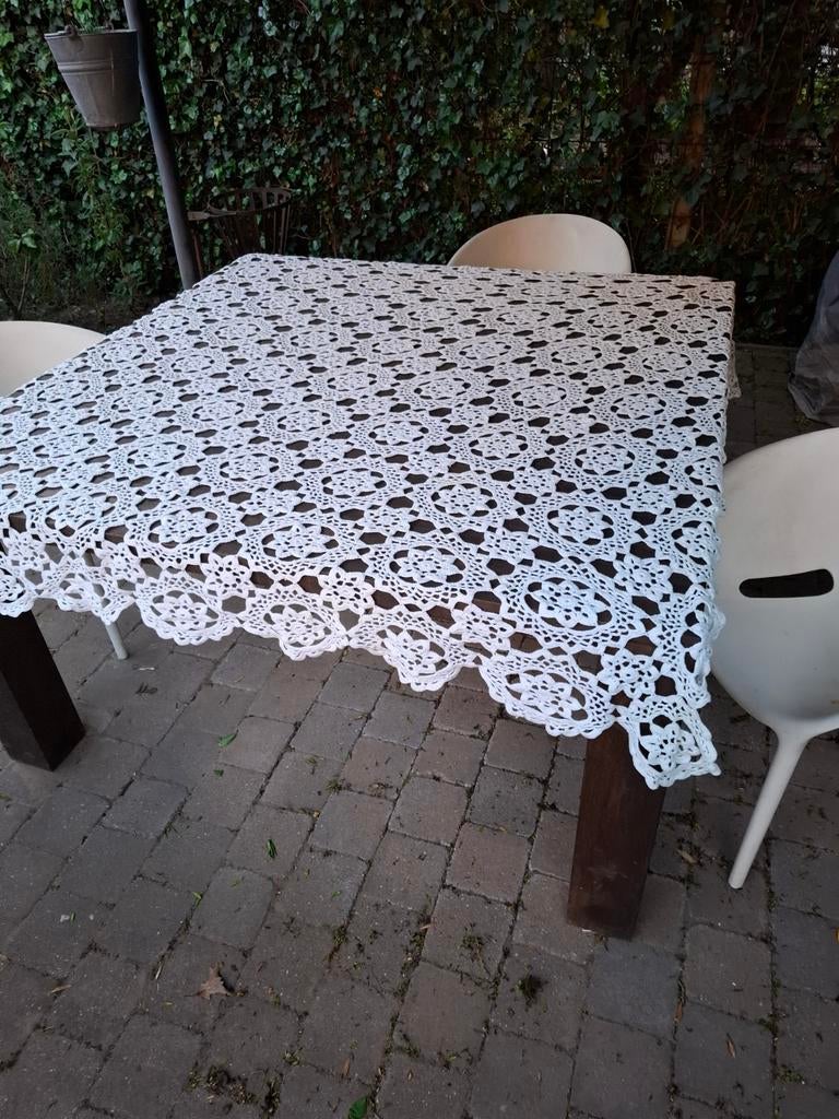 Antiek gehaakt tafelkleed ca. 160 x 160 cm, Ophalen, Rechthoek