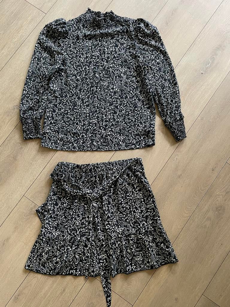 Leuke zwart witte zomerset van Costes rok met blouse maat M., Ophalen of Verzenden, Nieuw, Maat 38/40 (M)