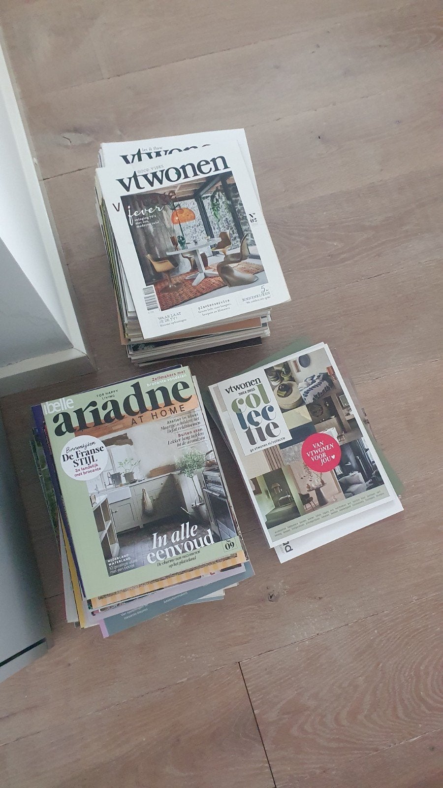 Grote bundel woonbladen en tijdschriften (60+ ) MOODBOARD, Boeken, Ophalen, Zo goed als nieuw, Damesbladen
