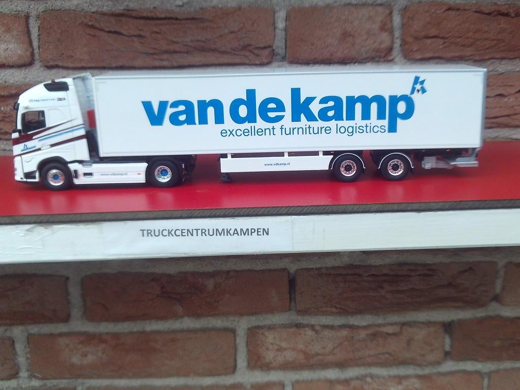 WSI  Volvo  FH  Aero  van  van  de  Kamp., Hobby en Vrije tijd, Modelauto's | 1:50, Nieuw, Bus of Vrachtwagen, Wsi, Ophalen of Verzenden