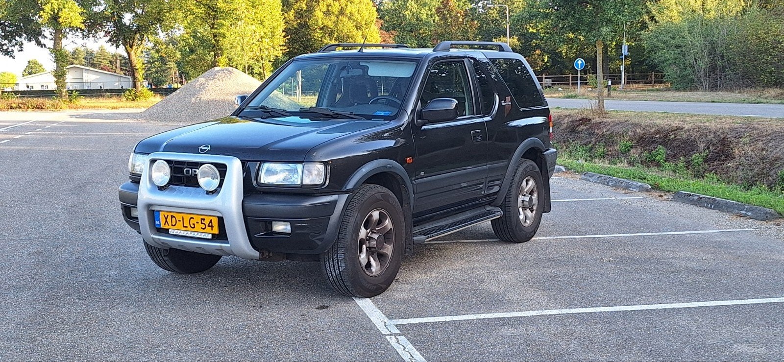 Opel Frontera 4x4 2.2 16V Sport 1998 Zwart, 4 cilinders, 4 stoelen, Zwart, Origineel Nederlands